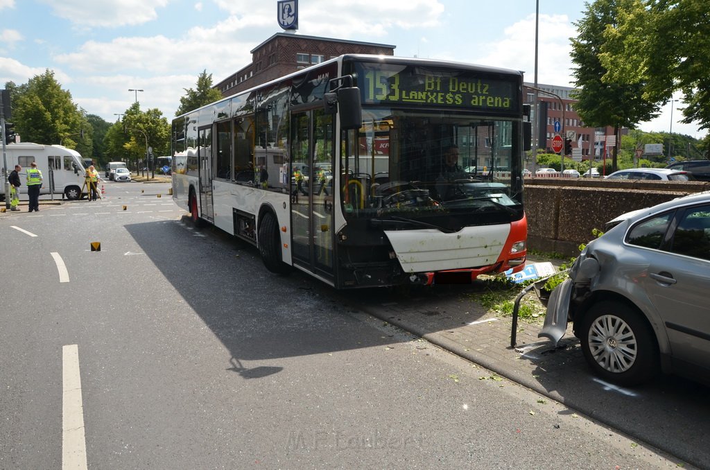 VU Bus Wohnmobil Koeln Deutz Opladenerstr Deutz Kalkerstr P146.JPG - Miklos Laubert